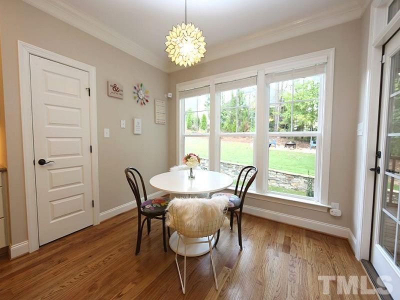 Craftsman house Design with 2-Story Floor Plan and CAD Details