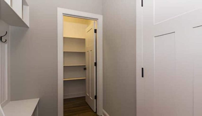 Beautiful house Plan with Modern Craftsman Design and CAD