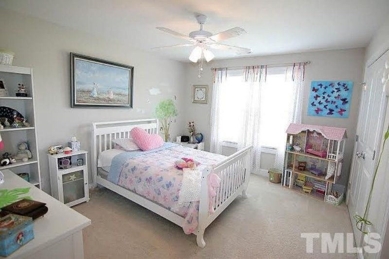 Craftsman house Plan with 4 Bedrooms, 3 Baths, and CAD Designs