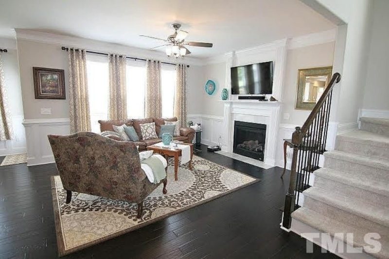 Craftsman house Plan with 4 Bedrooms, 3 Baths, and CAD Designs