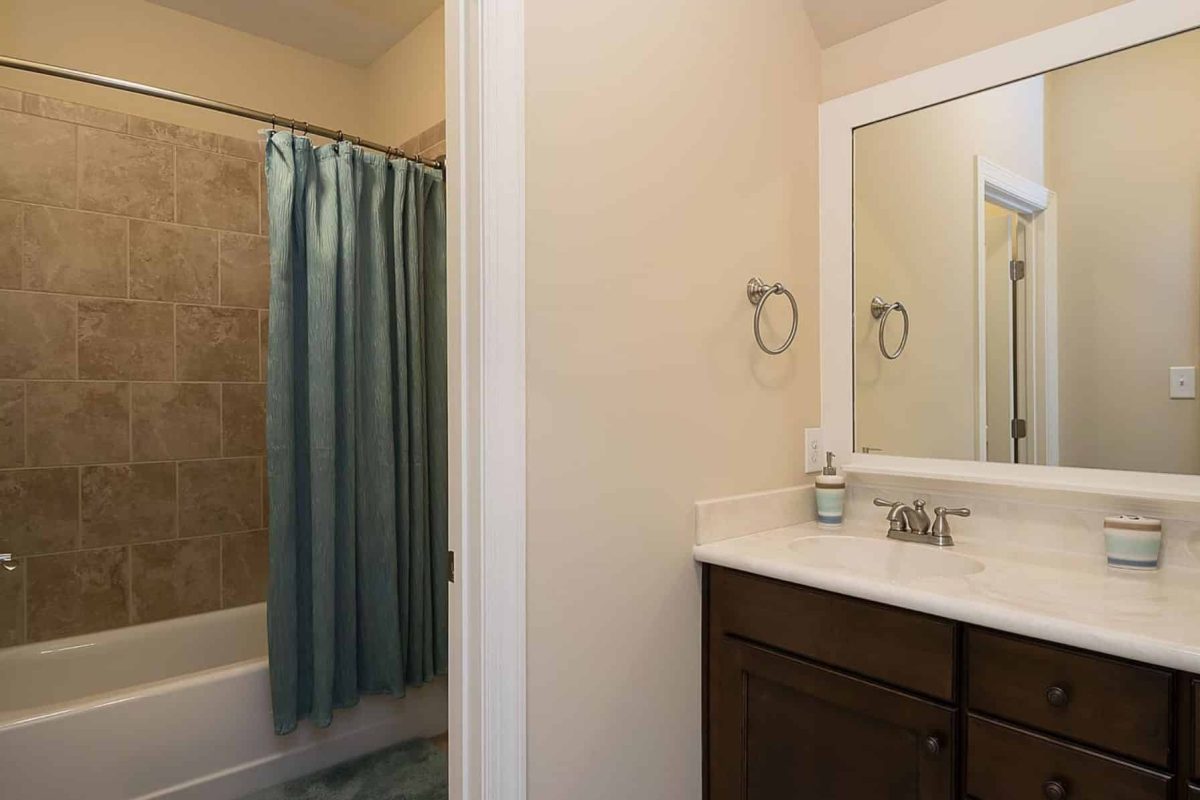 Traditional Craftsman house Plan with CAD Floor Designs