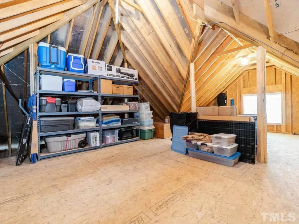 Elegant house Plan with Detailed Blueprint for Custom Designs