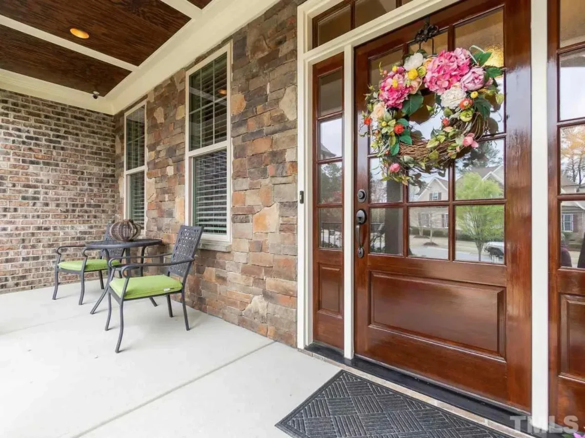 Elegant house Plan with Detailed Blueprint for Custom Designs