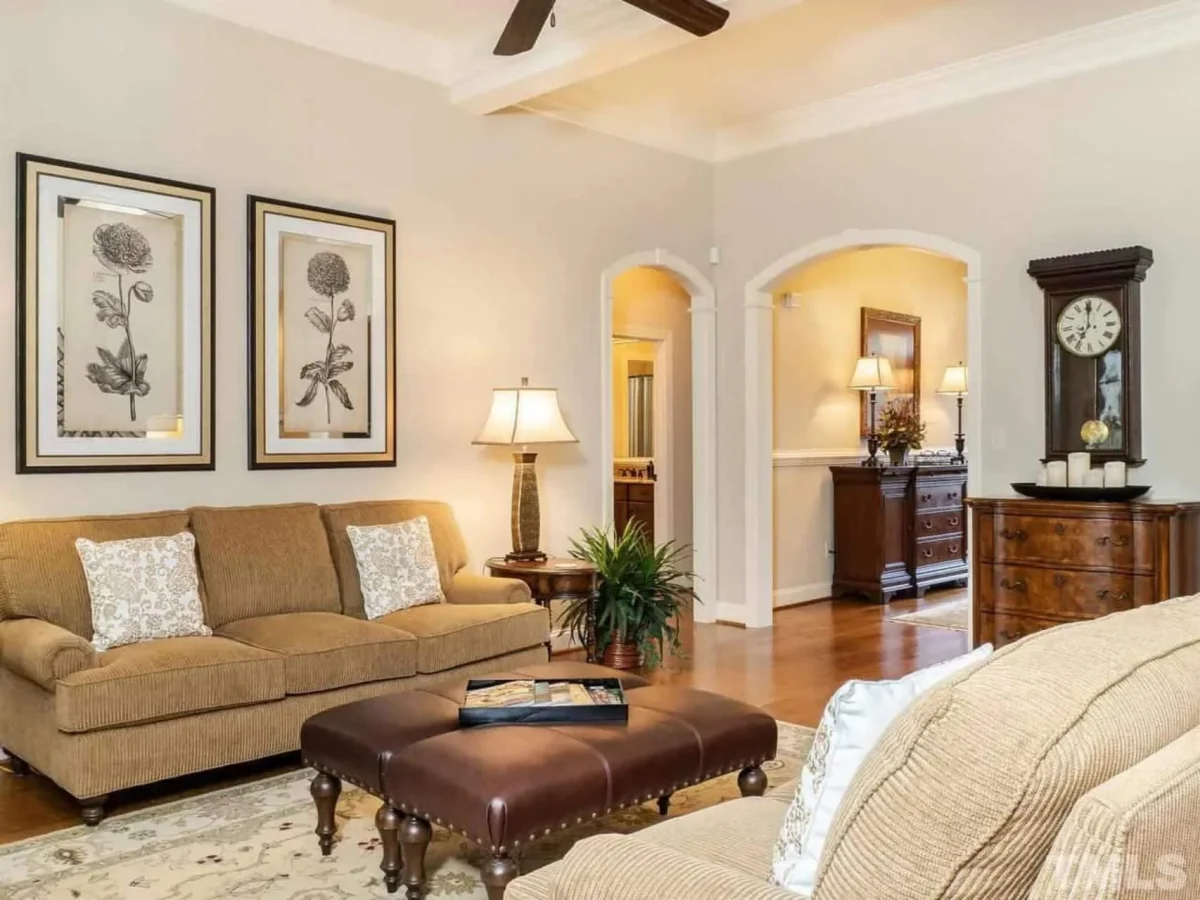 Elegant house Plan with Detailed Blueprint for Custom Designs