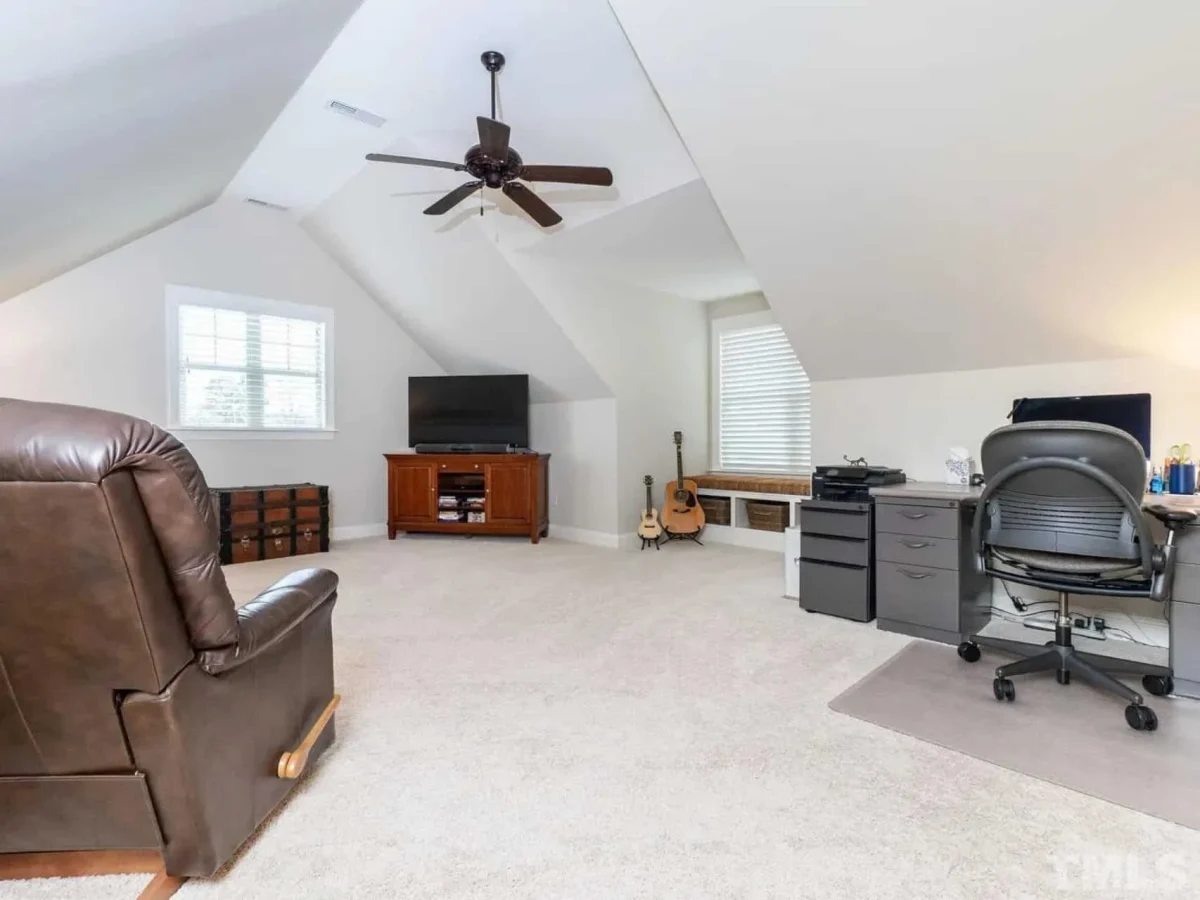 Elegant house Plan with Detailed Blueprint for Custom Designs