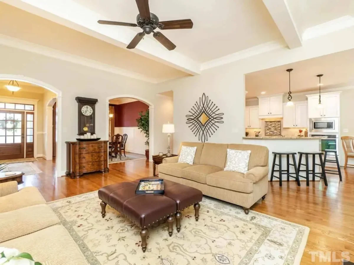 Elegant house Plan with Detailed Blueprint for Custom Designs