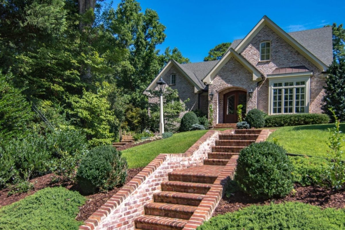 Elegant house Floor Plan with Blueprint Designs in CAD