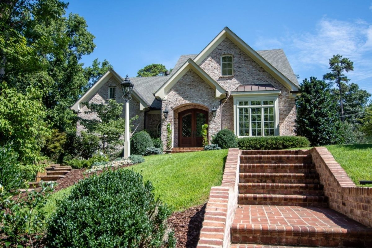 Elegant house Floor Plan with Blueprint Designs in CAD