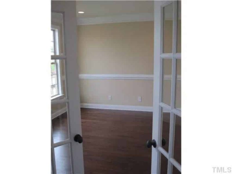 Craftsman house Plan with Spacious Floor Plan and Unique Designs