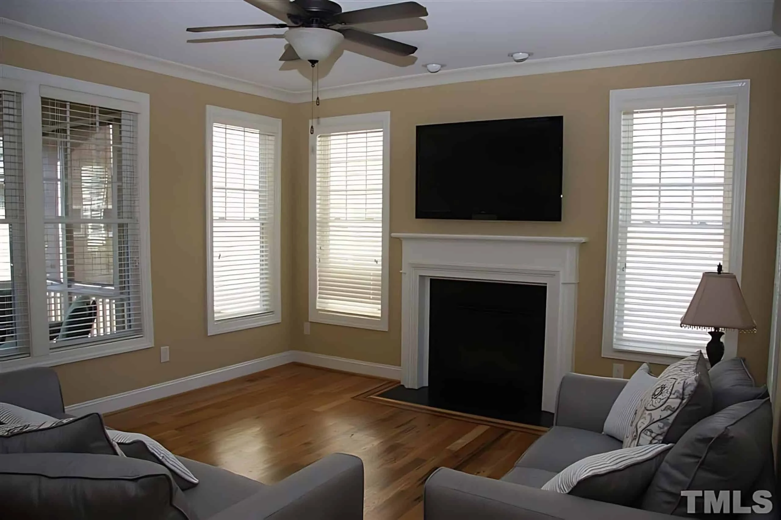 10-1678 HOUSE PLAN - Modern 2-Story House Plan with 4 Bedrooms, CAD Floor Blueprint 12 Modern 2-Story house Plan with 4 Bedrooms, CAD Floor Blueprint