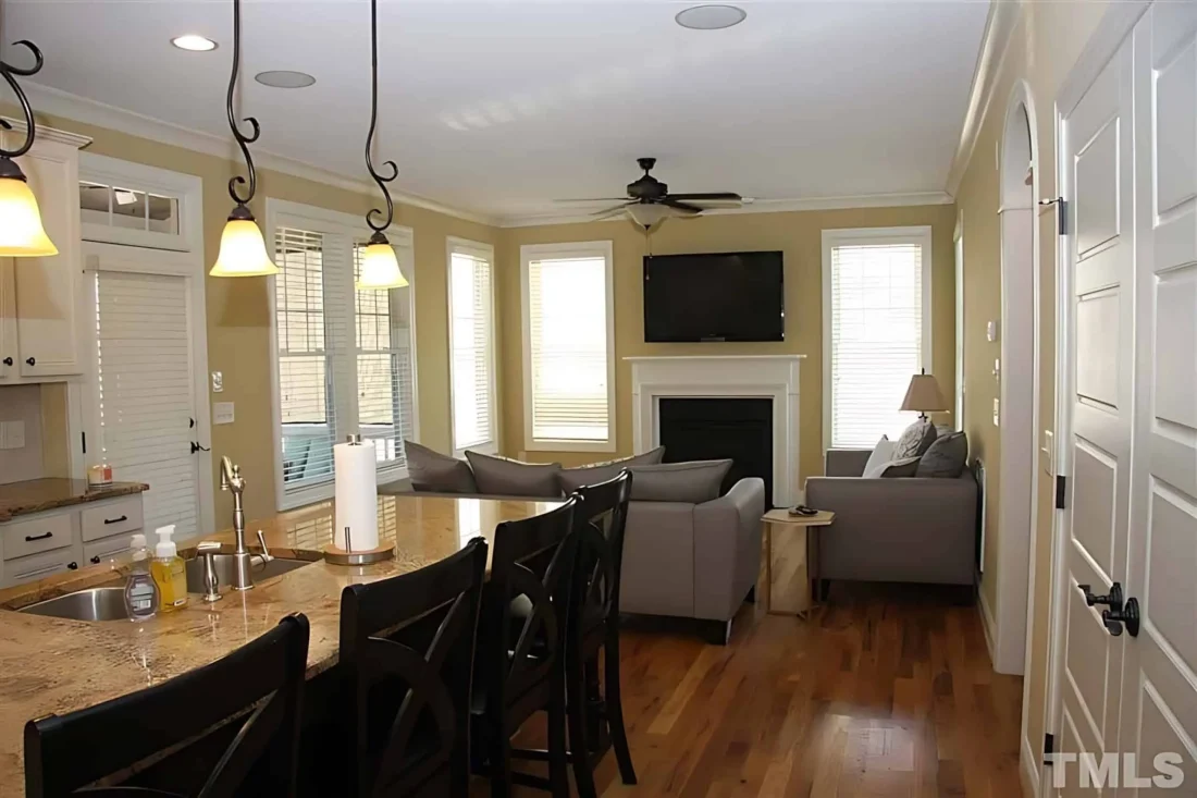 Modern 2-Story house Plan with 4 Bedrooms, CAD Floor Blueprint