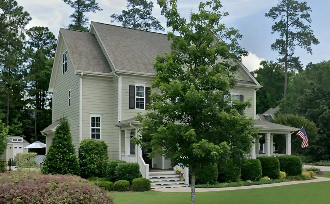 Elegant 5-Bedroom house Floor Plan with Colonial Designs