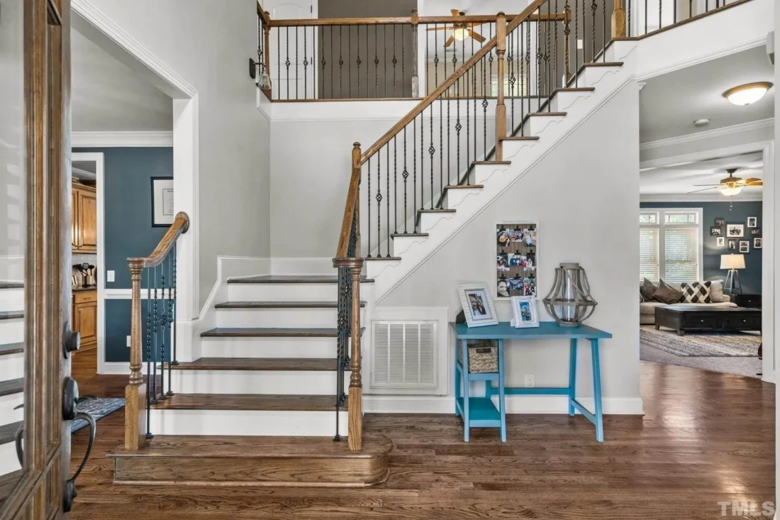 Spacious Craftsman house Plan with CAD Blueprints & Designs