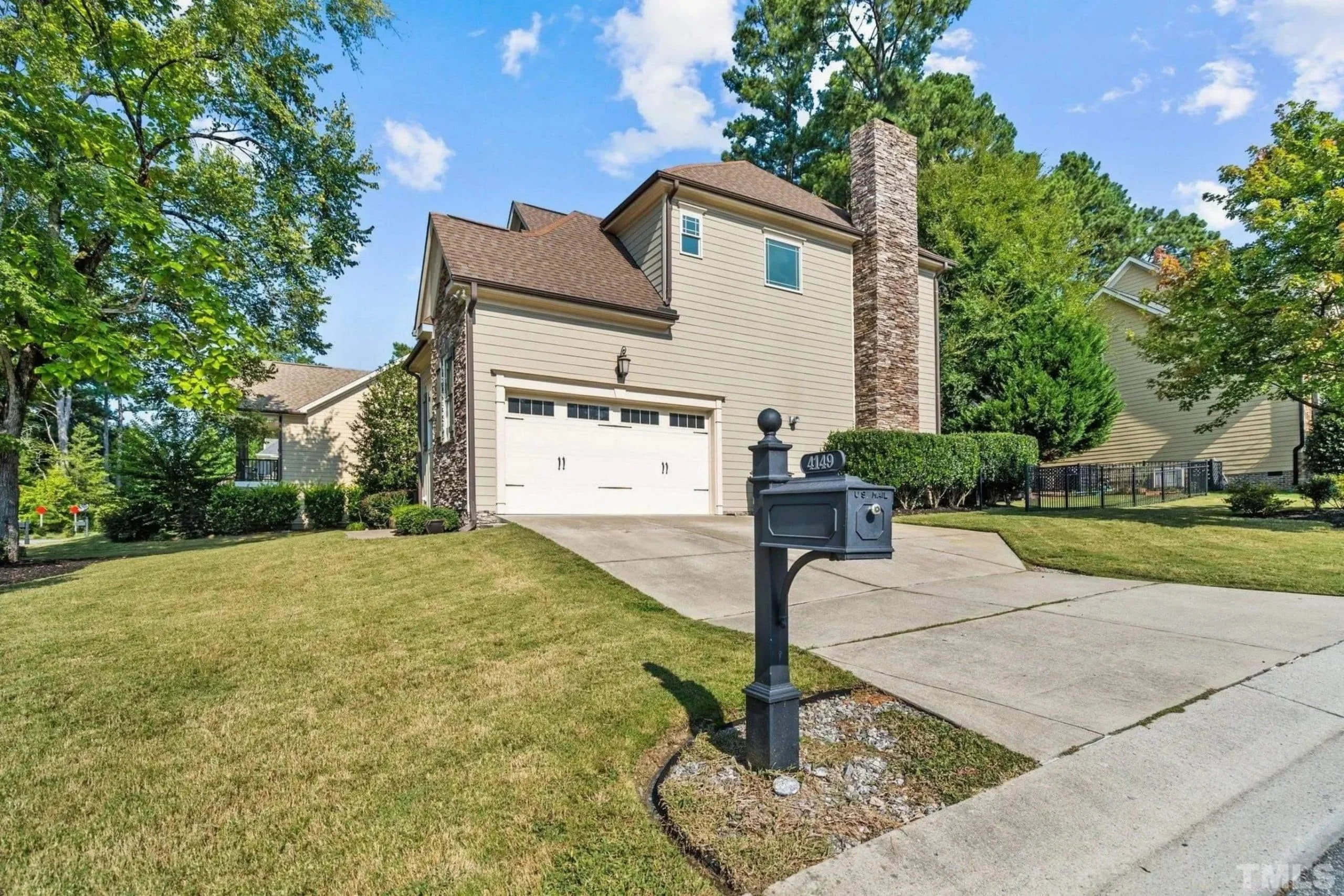 10-1276 HOUSE PLAN - European Craftsman House Plan – 3 Beds, 2,580 Sq Ft, Stone & Board-and-Batten Design 5 Spacious Craftsman house Plan with CAD Blueprints & Designs