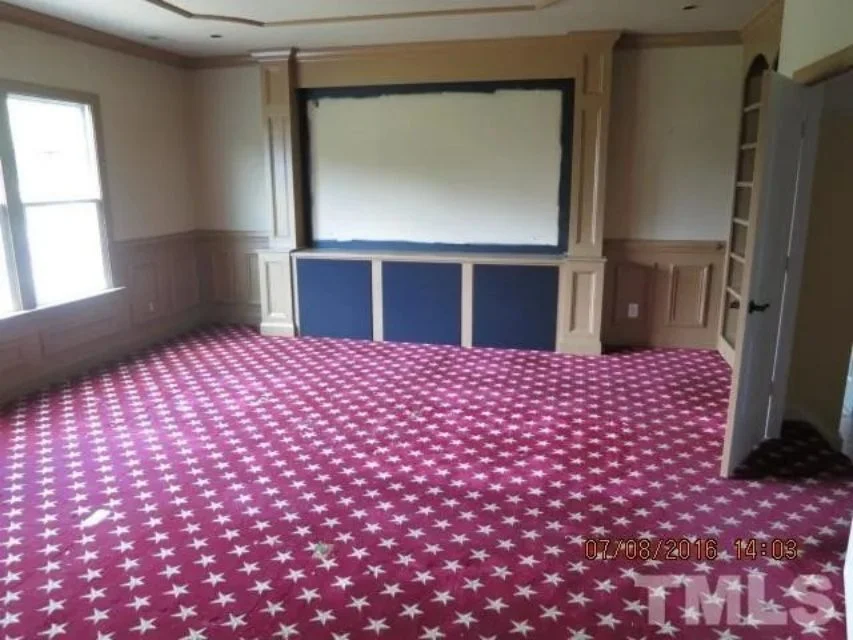 3195 Sq Ft