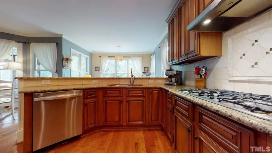 Craftsman house Plan with Spacious Floor Design and CAD Blueprints