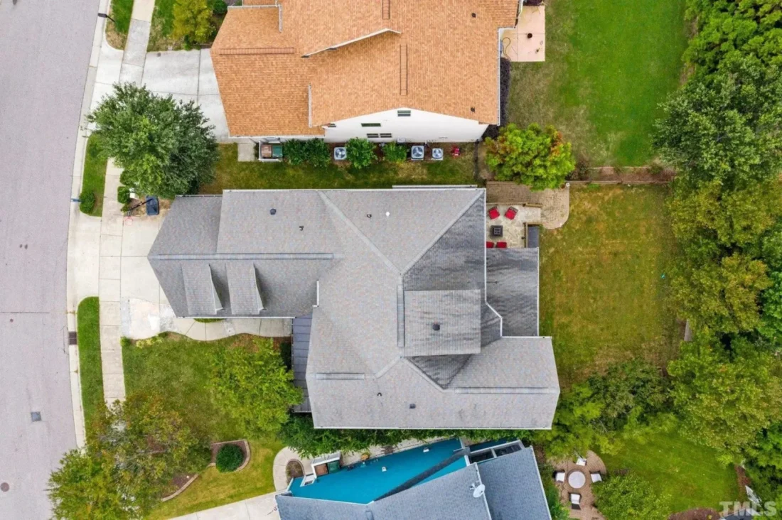 Craftsman house Plan with Spacious Floor Design and CAD Blueprints