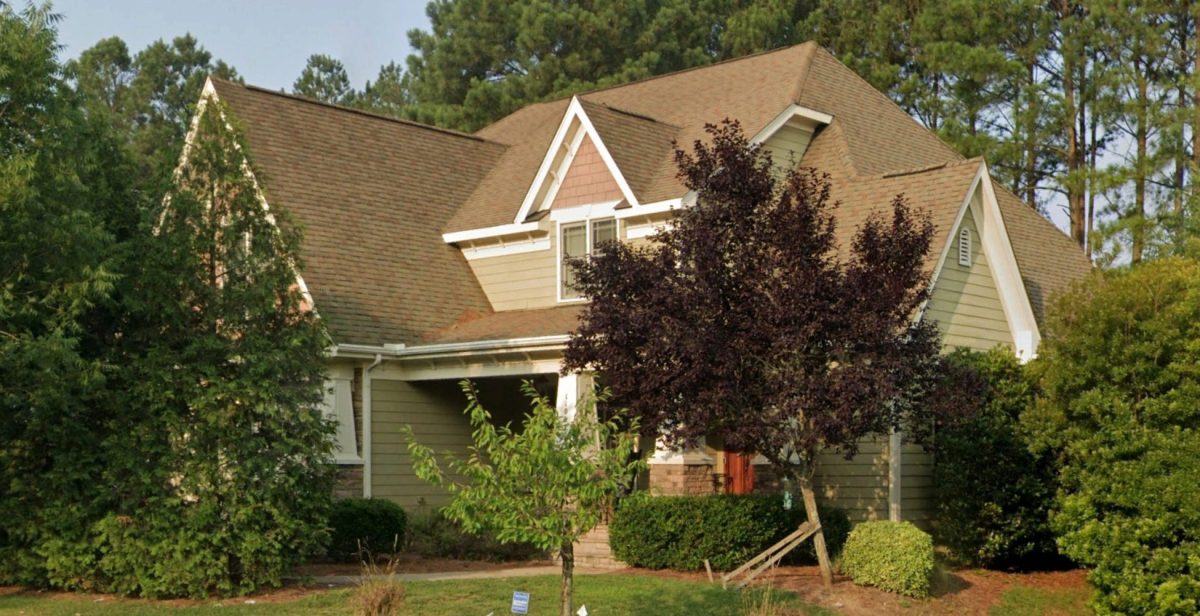 Craftsman house Plan with 4 Bedrooms and Vaulted Ceilings - CAD Design