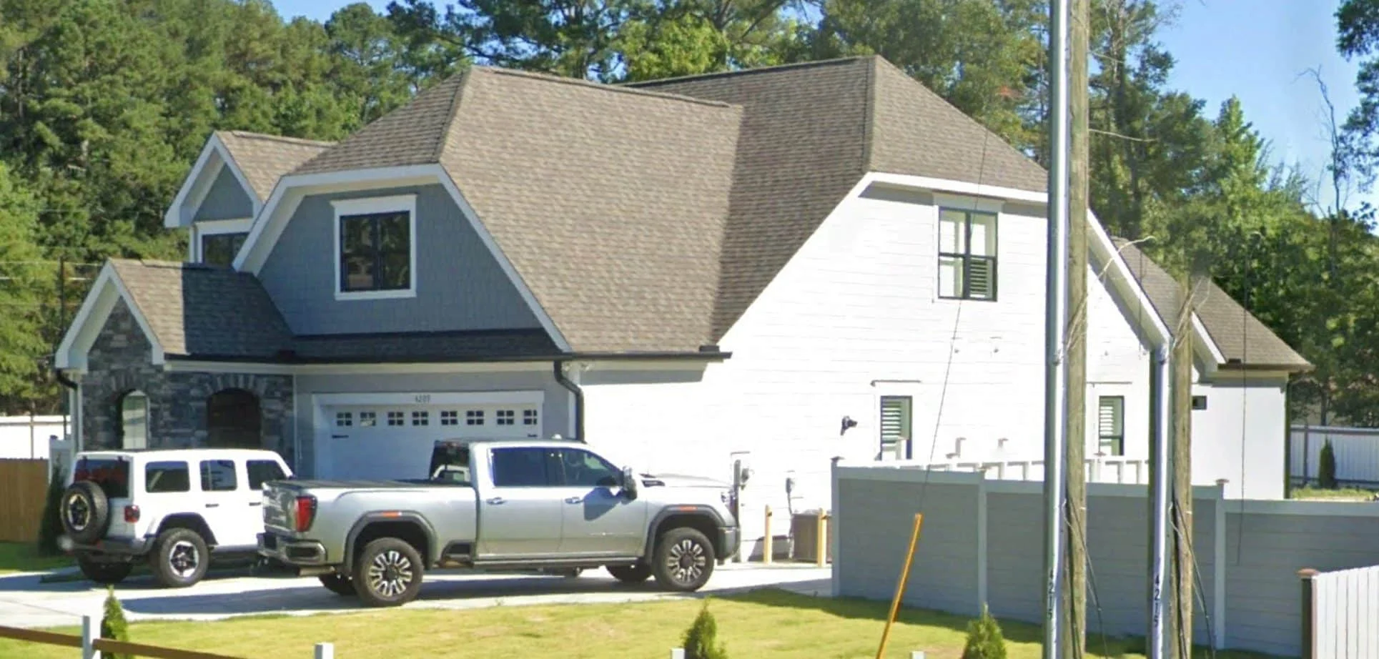 Spacious house Plan with Modern Designs and CAD Floor Blueprint