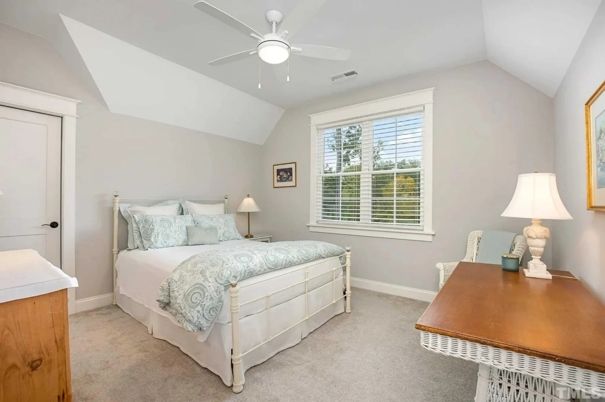 Custom Transitional house Plan with 4 Bedrooms and Elegant Features