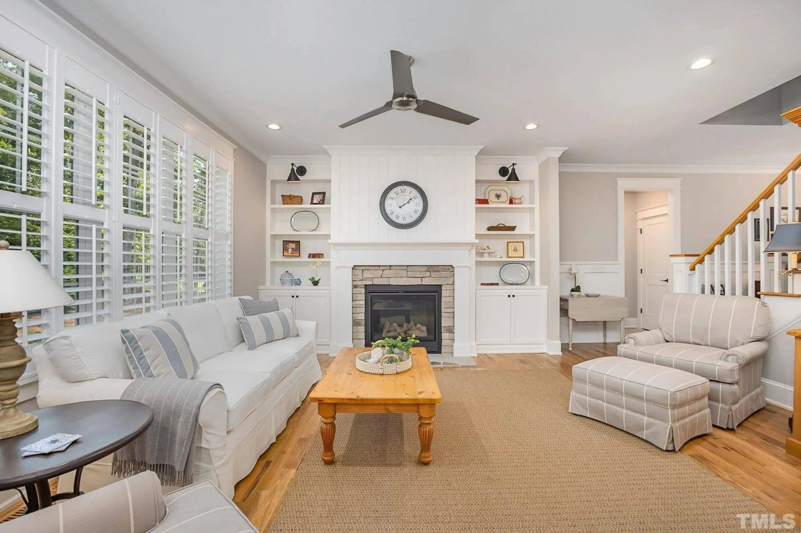 Custom Transitional house Plan with 4 Bedrooms and Elegant Features