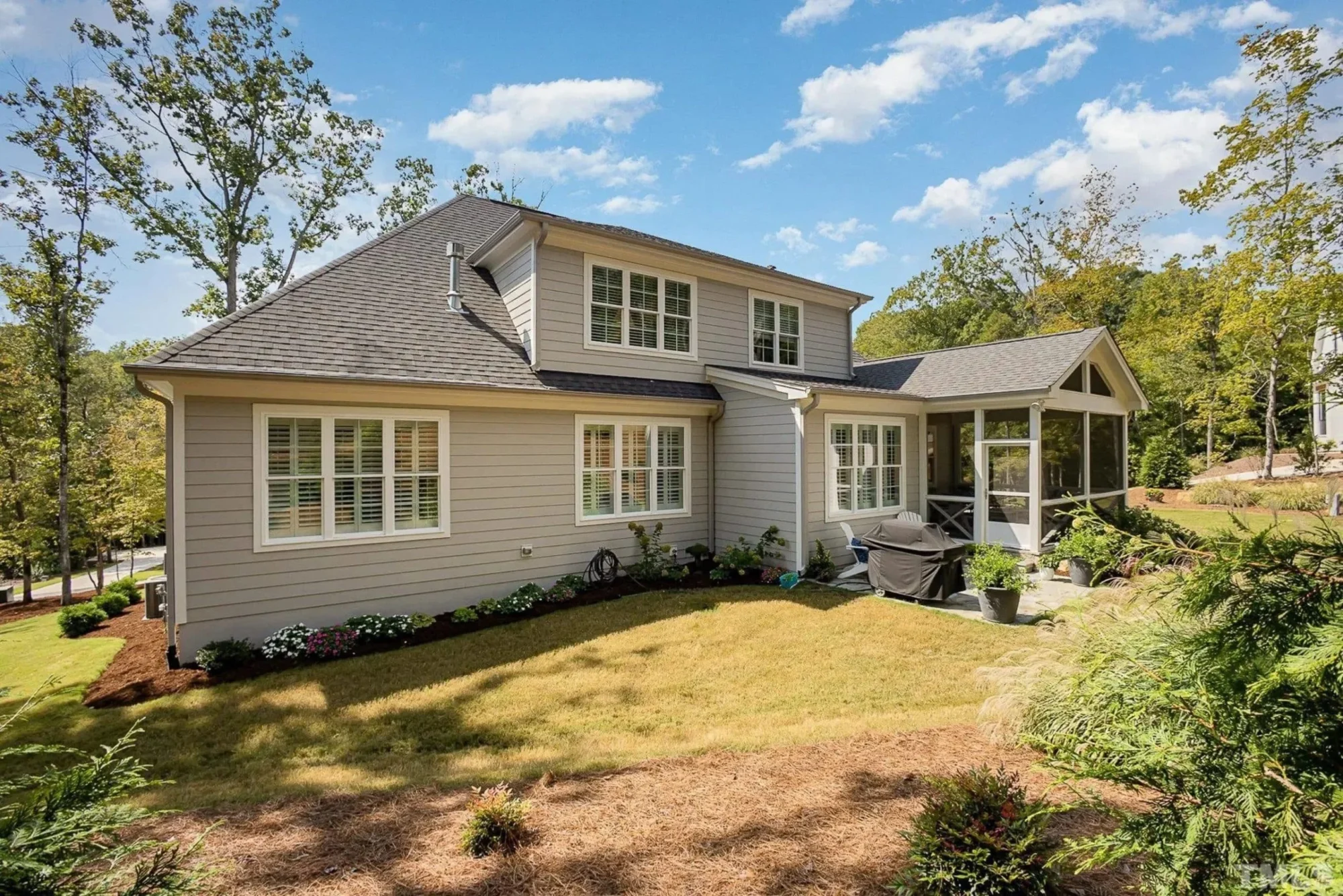 Custom Transitional house Plan with 4 Bedrooms and Elegant Features