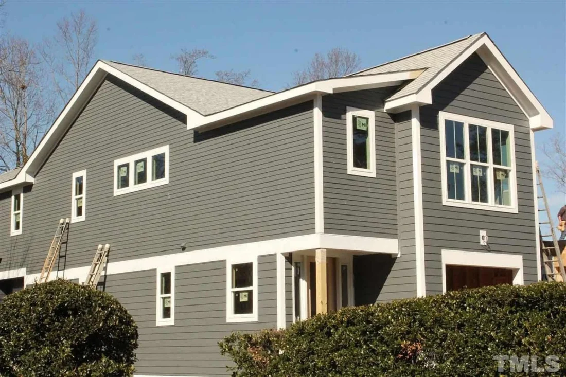 Modern Suburban house Plan with Spacious 2-Story Design