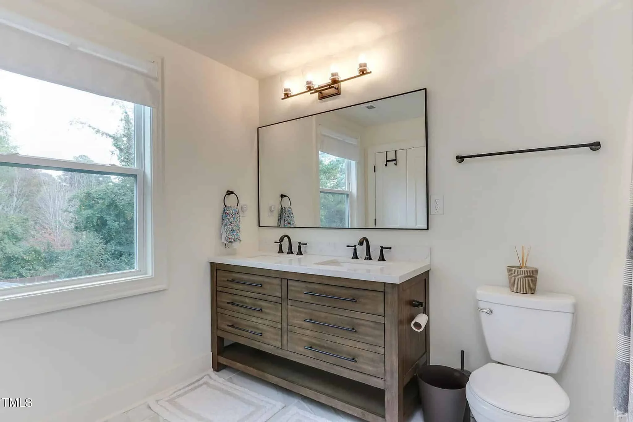 20-1150 HOUSE PLAN - Charming 4-Bedroom House Plan with CAD Floor Designs 26 Charming 4-Bedroom house Plan with CAD Floor Designs