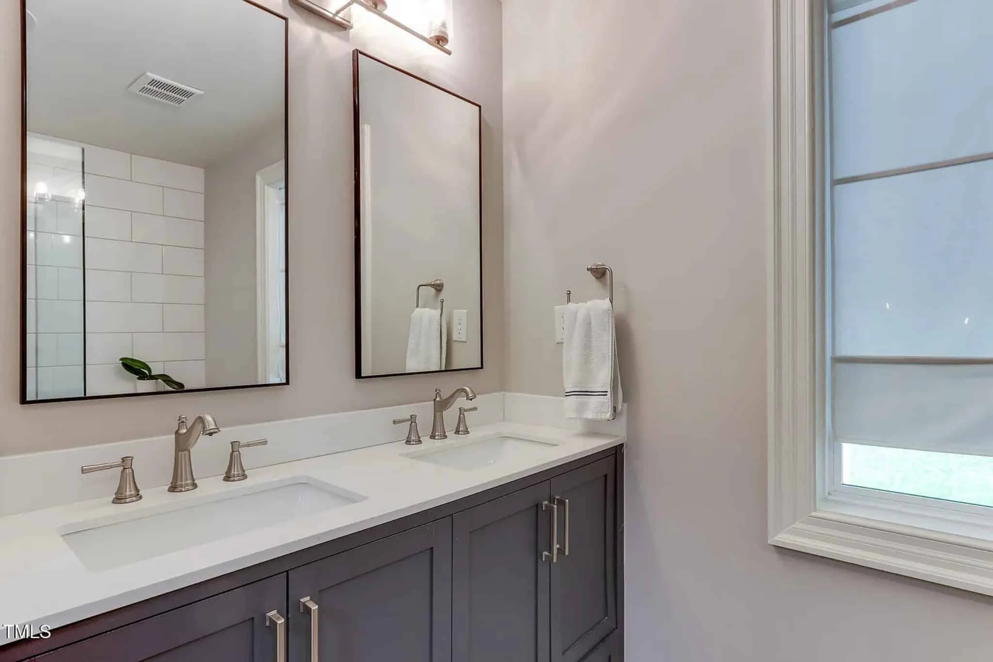 20-1150 HOUSE PLAN - Charming 4-Bedroom House Plan with CAD Floor Designs 24 Charming 4-Bedroom house Plan with CAD Floor Designs