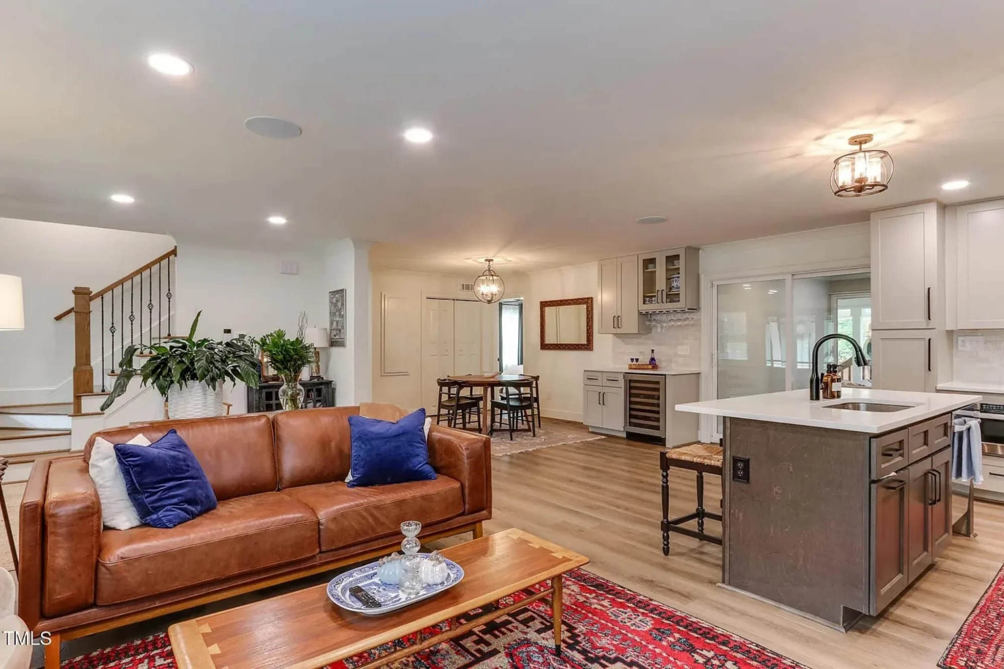 Charming 4-Bedroom house Plan with CAD Floor Designs