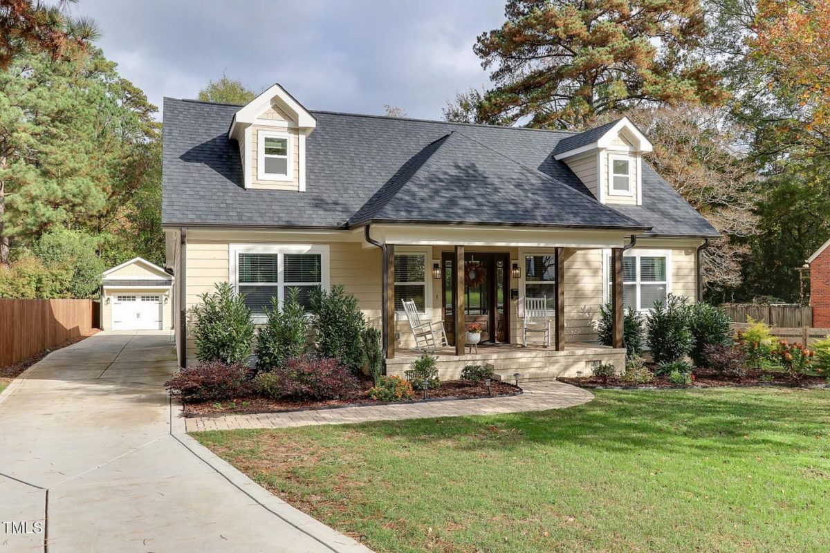 Charming 4-Bedroom house Plan with CAD Floor Designs