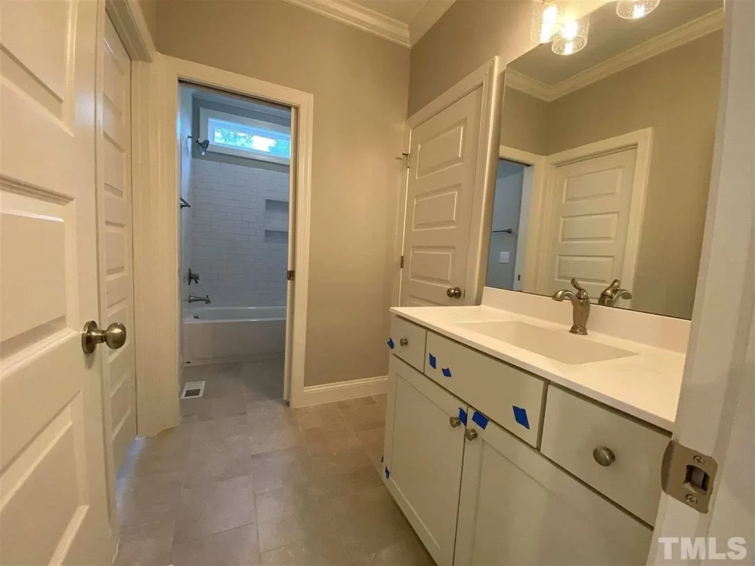 Beautiful house Plan with 2-Story Design, CAD Blueprint