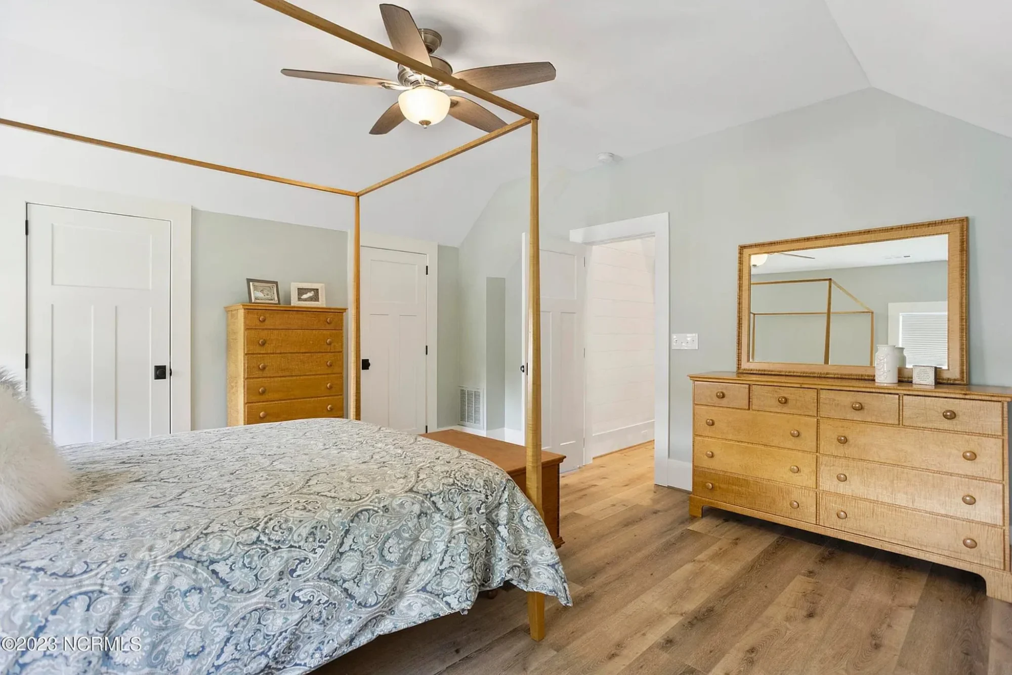 Elegant house Floor Plan with CAD Designs & Blueprints