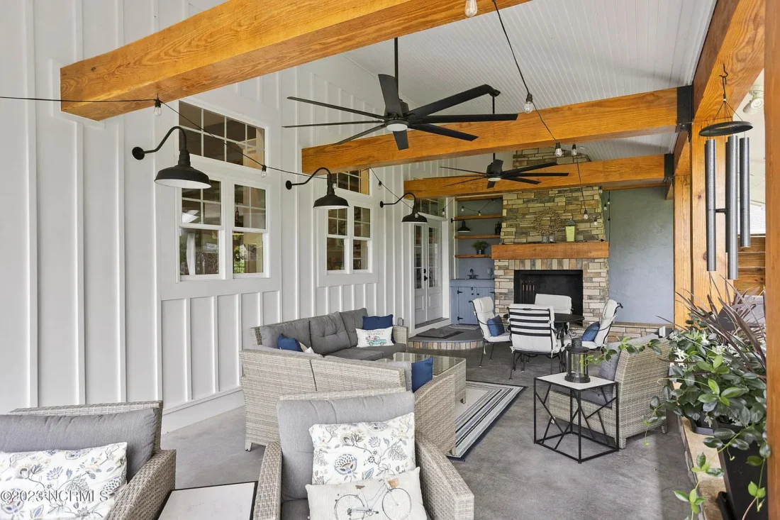 Elegant house Floor Plan with CAD Designs & Blueprints