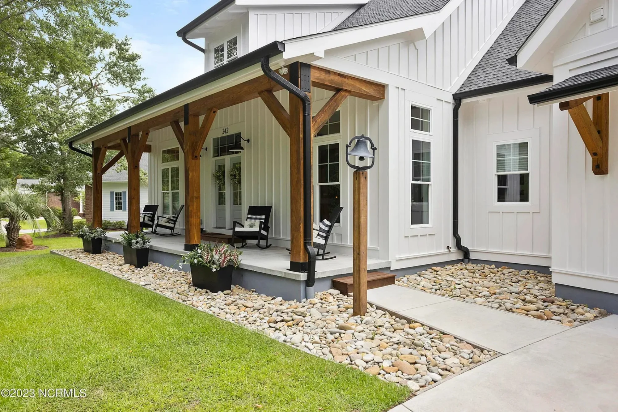 Elegant house Floor Plan with CAD Designs & Blueprints