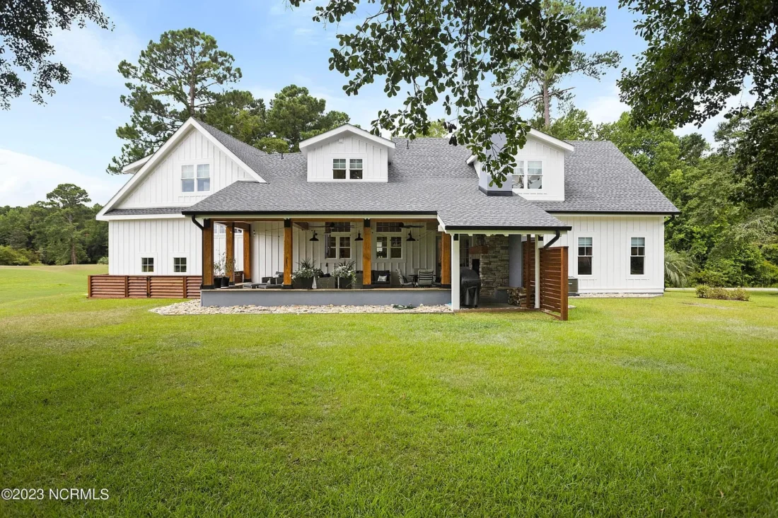 Elegant house Floor Plan with CAD Designs & Blueprints