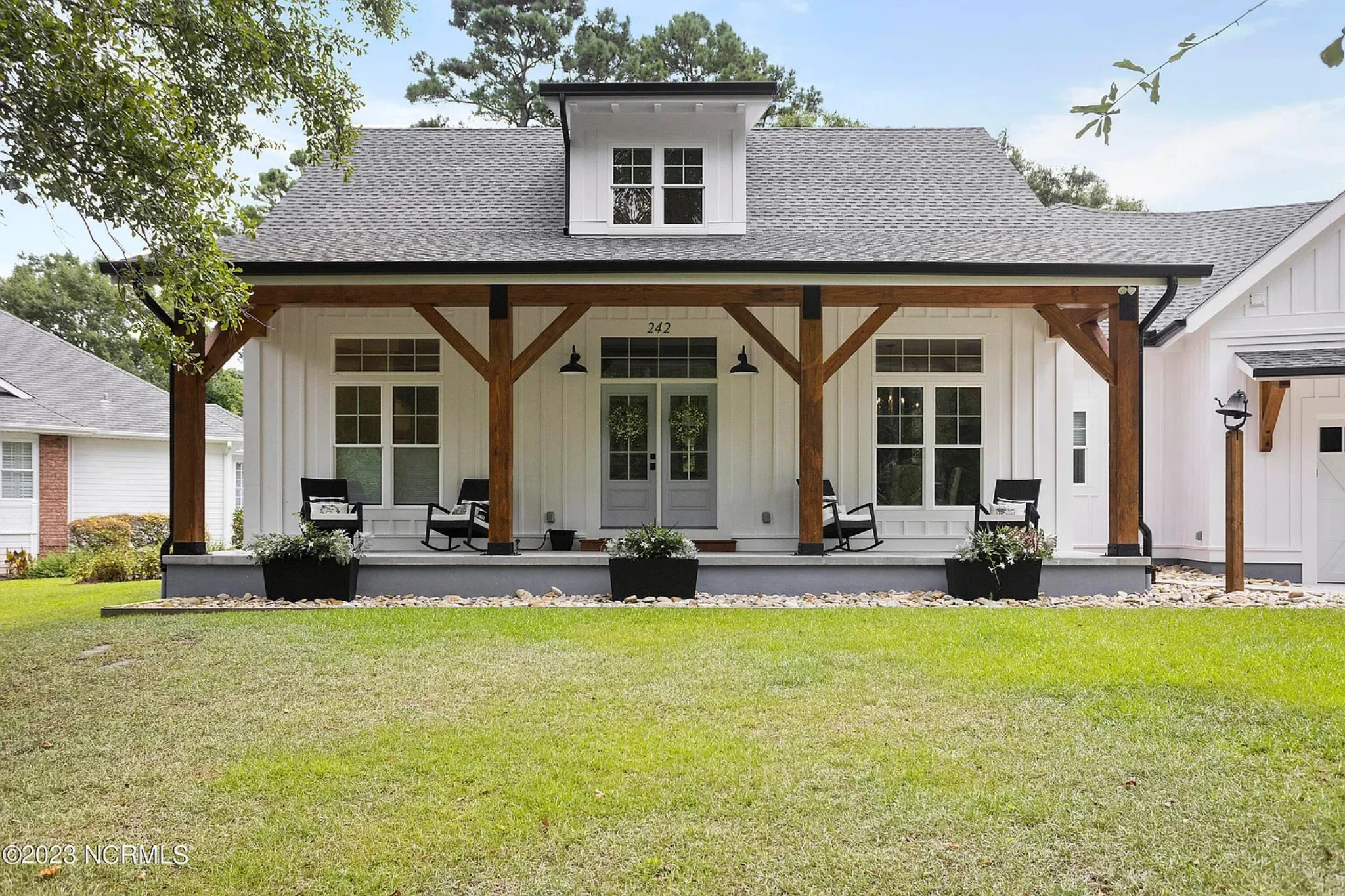 Elegant house Floor Plan with CAD Designs & Blueprints