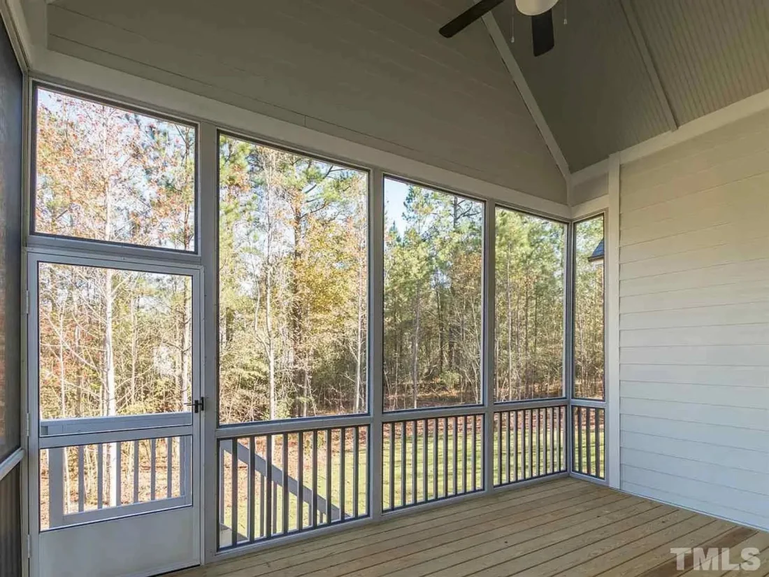 Modern Farmhouse house Plan with Spacious Floor Design