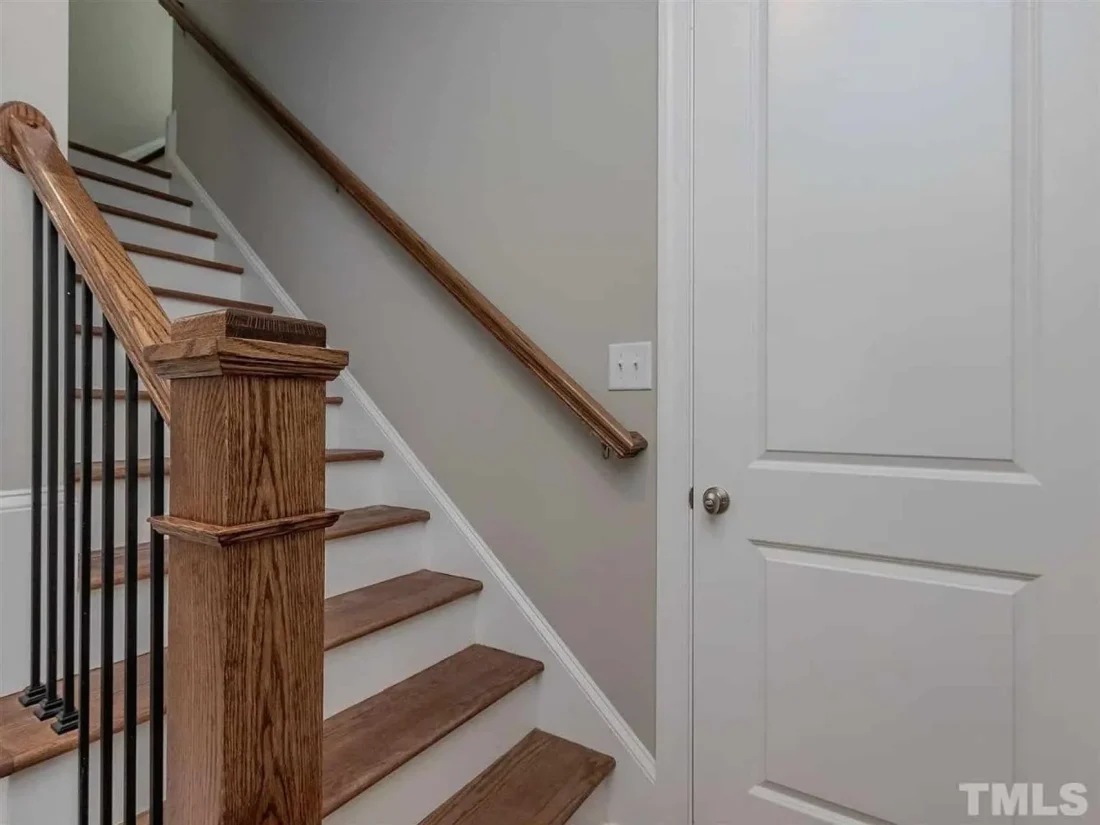 Modern Farmhouse house Plan with Spacious Floor Design