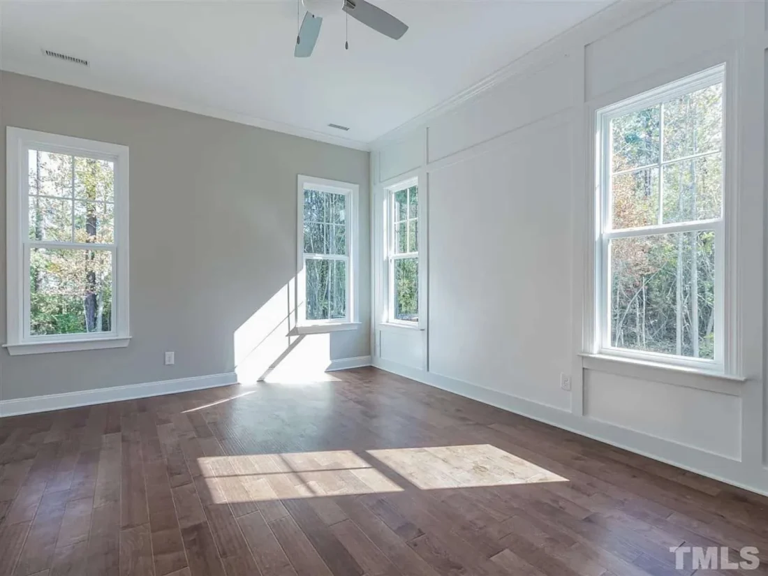 Modern Farmhouse house Plan with Spacious Floor Design