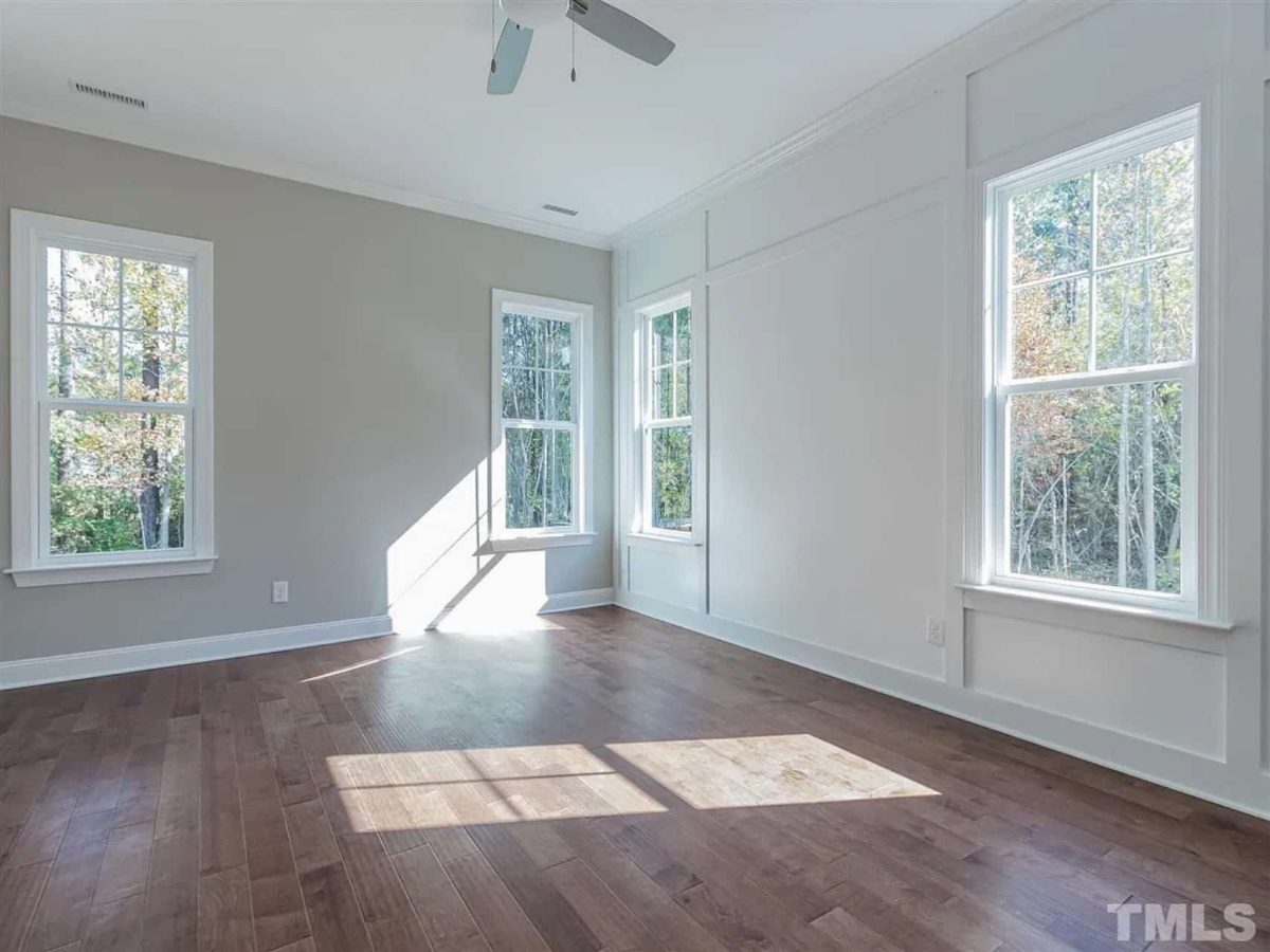 Modern Farmhouse house Plan with Spacious Floor Design