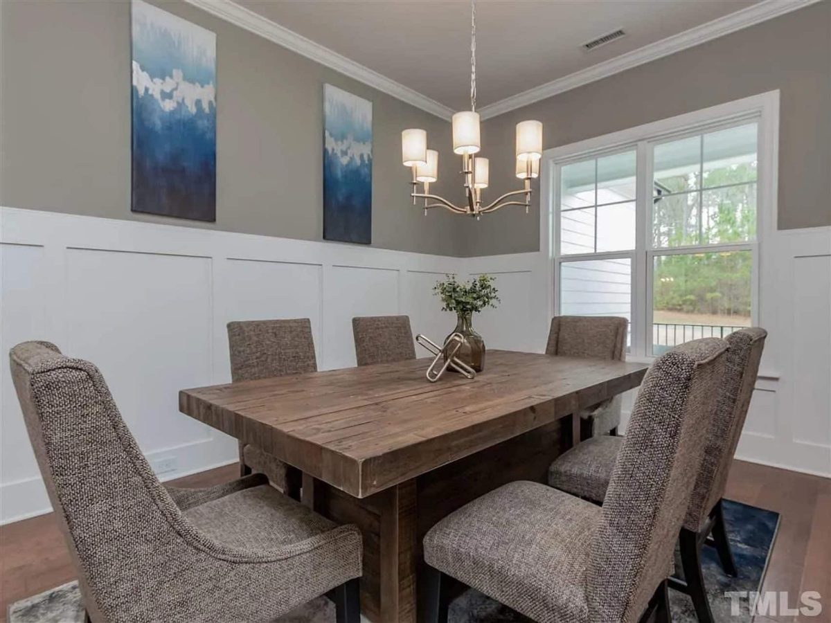 Modern Farmhouse house Plan with Spacious Floor Design