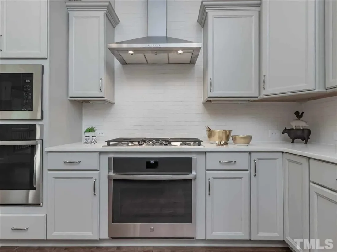 Modern Farmhouse house Plan with Spacious Floor Design