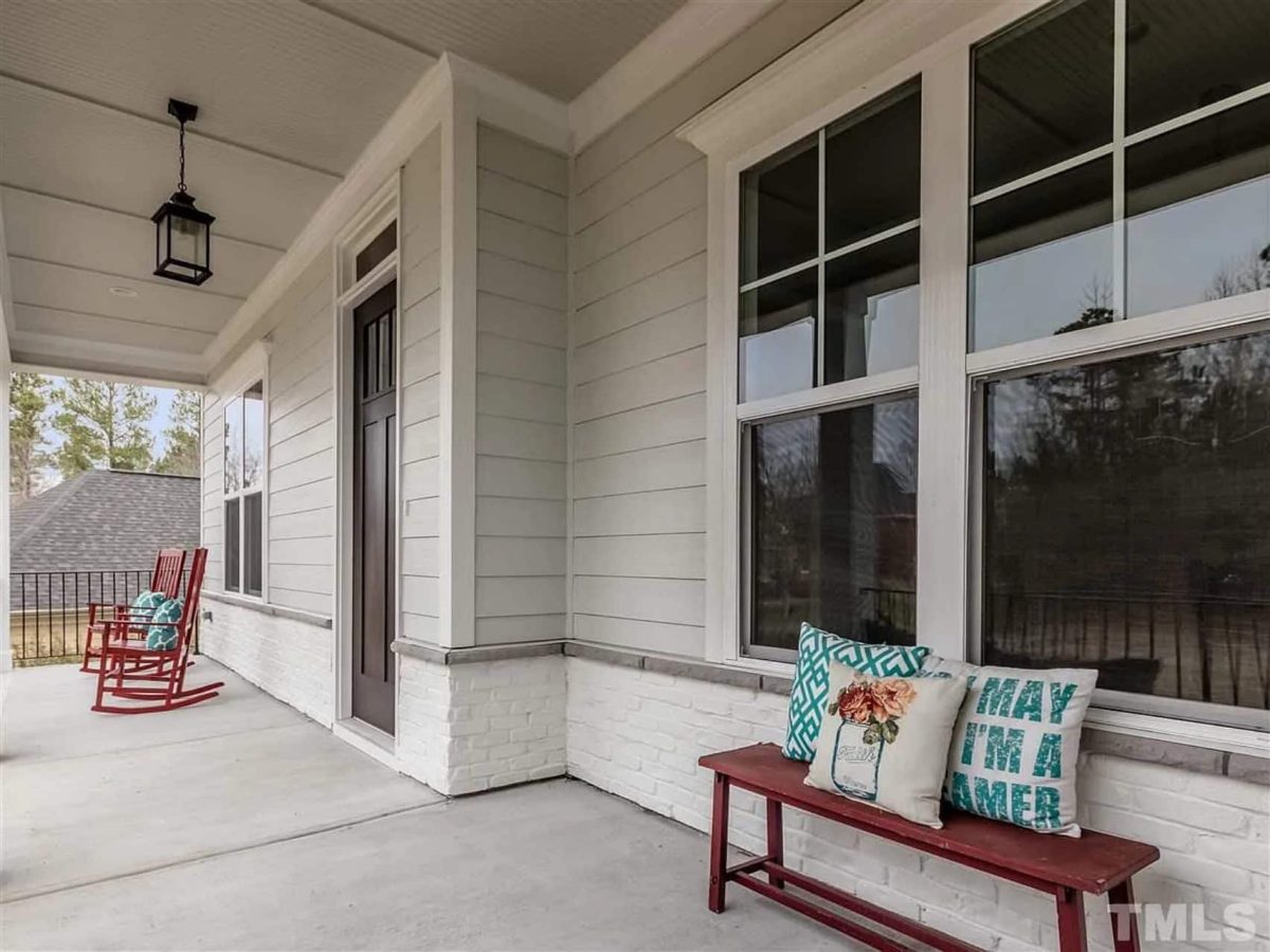 Modern Farmhouse house Plan with Spacious Floor Design