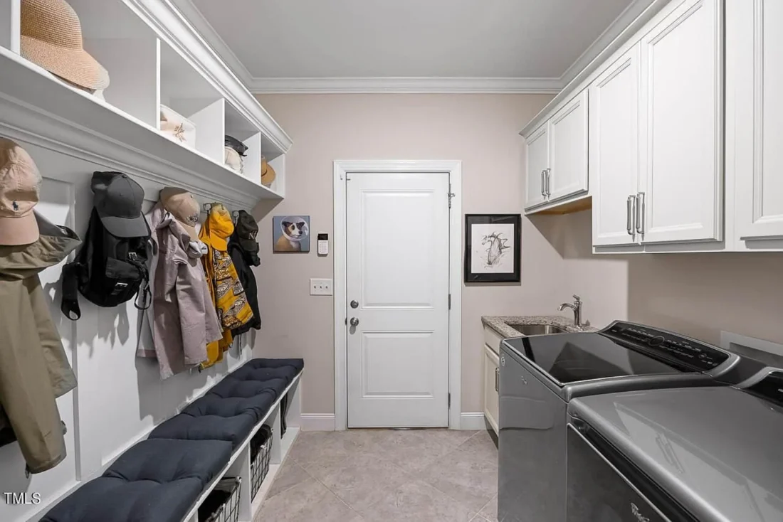 Charming house Floor Plan with CAD Designs and Blueprint