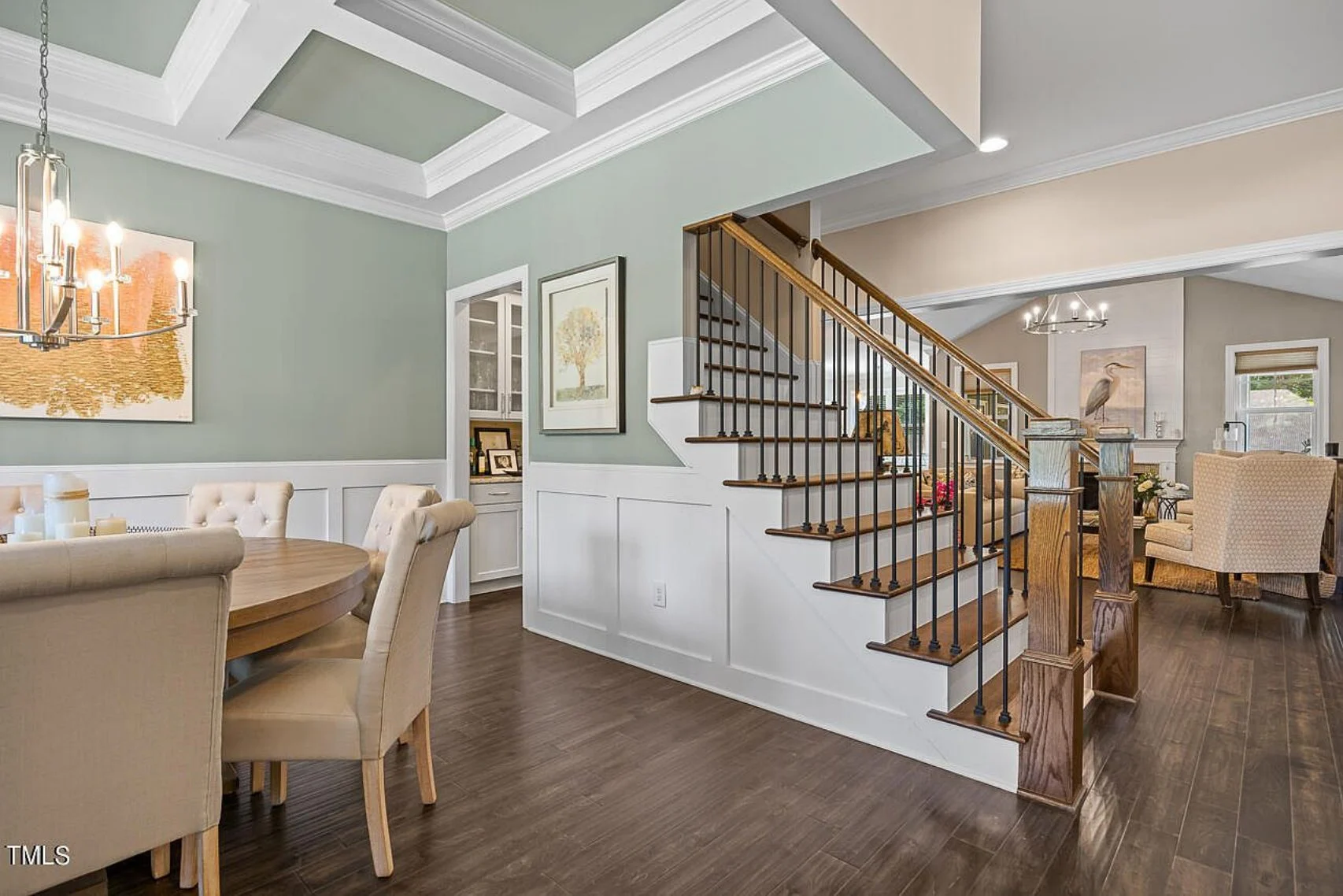 Charming house Floor Plan with CAD Designs and Blueprint
