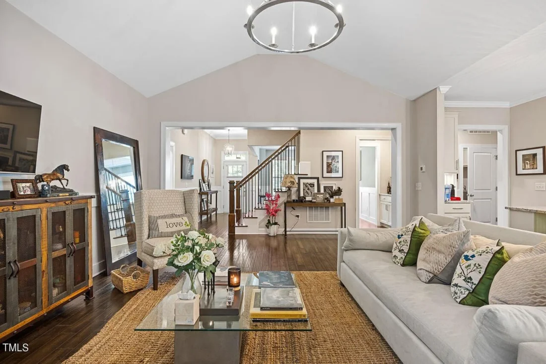 Charming house Floor Plan with CAD Designs and Blueprint