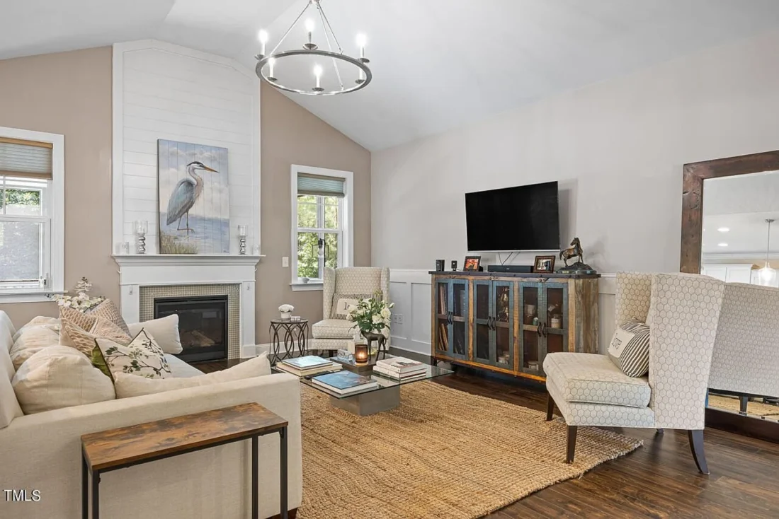 Charming house Floor Plan with CAD Designs and Blueprint