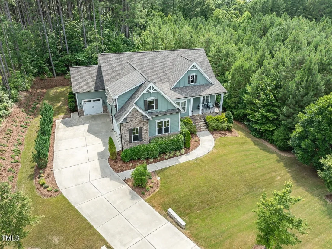 Charming house Floor Plan with CAD Designs and Blueprint