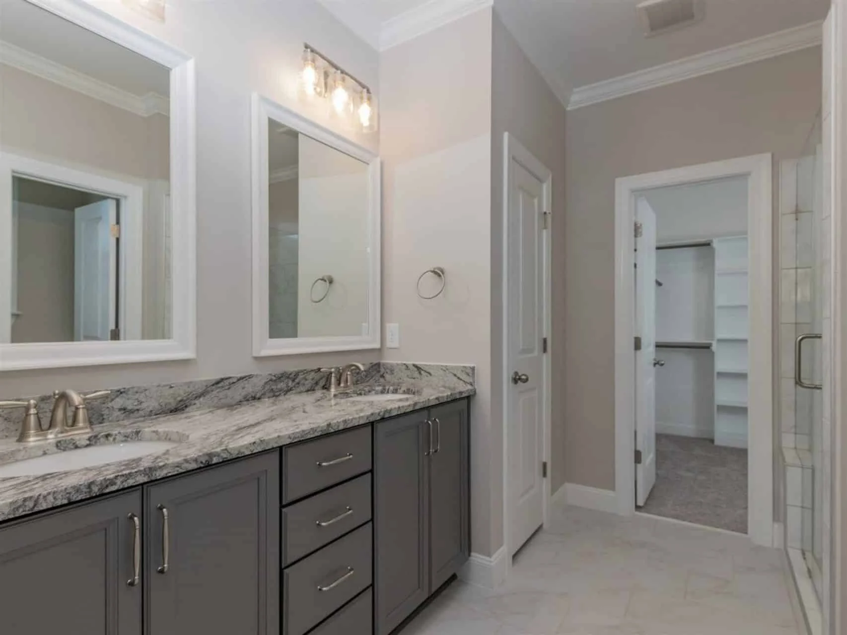 18-1987 HOUSE PLAN - Modern House Plan | 4-Bedroom Floor Plan with Blueprint Designs 26 Modern house Plan